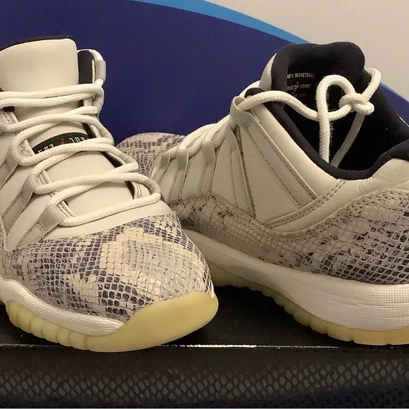 Jordan 11 bone deals